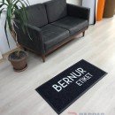 Siyah zeminli Beyaz logolu paspas P4514