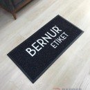 Siyah zeminli Beyaz logolu paspas P4514