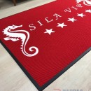 Kırmızı zeminli beyaz logolu paspas P4534 Kırmızı zeminli beyaz logolu paspas P4534