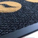 Siyah zeminli gold logolu paspas P4978