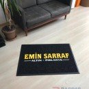 Siyah zeminli sarı logolu paspas P5012