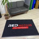 Siyah zeminli pembe logolu paspas P7540