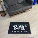 Siyah zeminli beyaz yeşil logolu paspas P7594